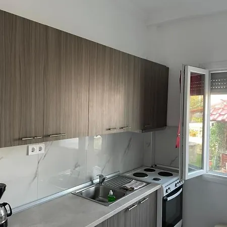 Petrino Apartamento Cavala